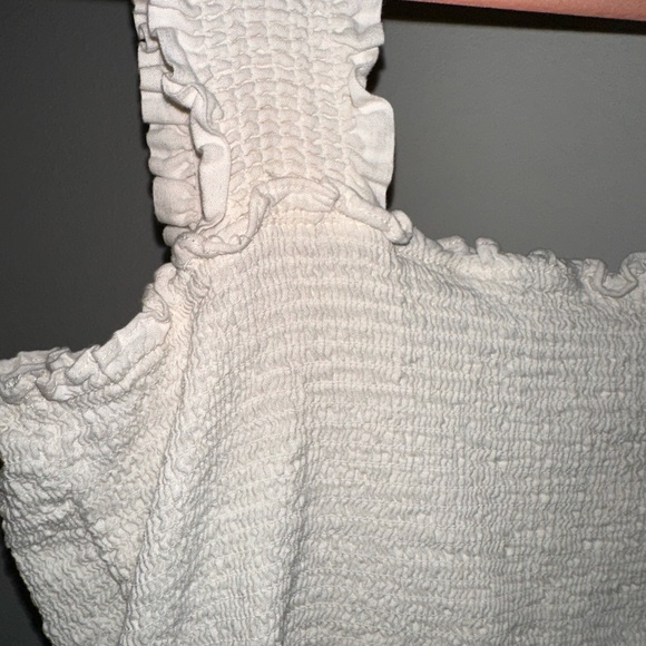 Market & Spruce Cream Ruffle Tank Top - Picture 6 of 7